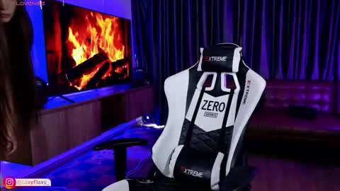 Anna online show from September 19, 6:23 am