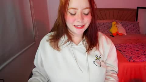 laylaah online show from January 24, 3:00 am