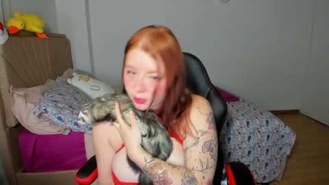 laylaah online show from January 10, 3:18 am