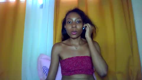 layannek online show from December 20, 8:18 am