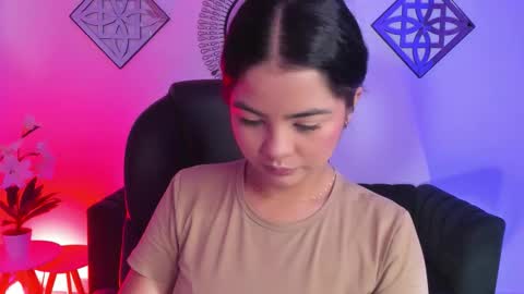 Layla Breezee online show from March 26, 11:12 am