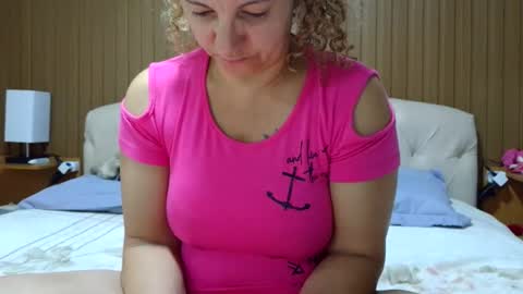 kelly online show from September 17, 12:19 am