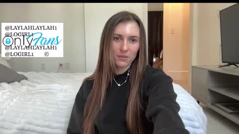 laylahlaylah1 online show from February 5, 3:48 pm