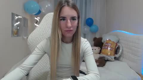 laymablast online show from September 18, 6:01 am