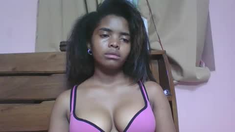 lea96546 online show from April 15, 4:46 am