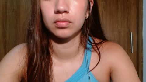 leanaalhub online show from April 21, 1:42 am