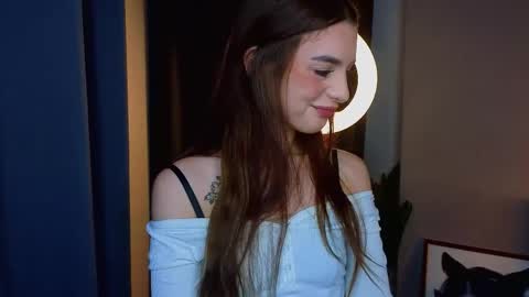 Sophie online show from March 29, 7:02 pm