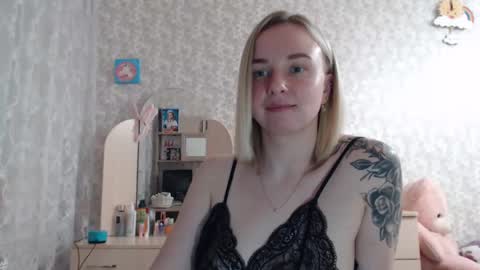 leggywily25 online show from February 25, 2:37 pm