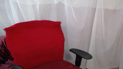 Leidy Brenda online show from March 6, 12:00 pm