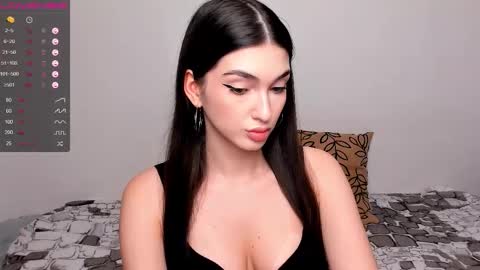 Leila online show from February 16, 2:50 pm