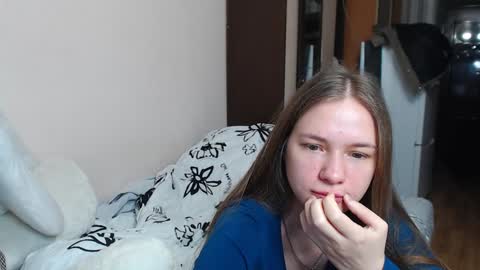 leila_bambi online show from December 24, 7:22 pm