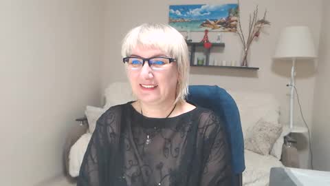 Leila Kinky online show from January 25, 9:47 am