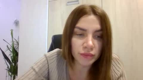 lena6122000 online show from October 24, 9:00 pm