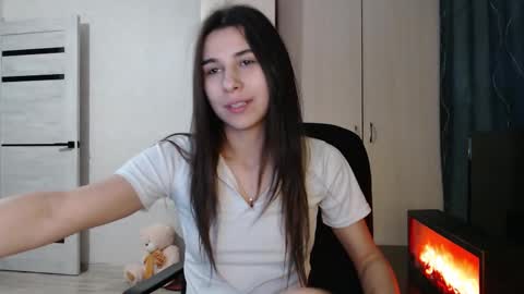 lenagordon online show from February 15, 12:59 pm