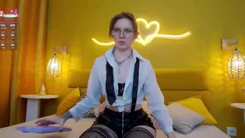 Lessy online show from October 22, 3:11 am