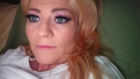 Lexa bone online show from July 2, 5:46 am