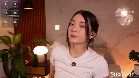 Lexie  online show from May 31, 1:28 pm
