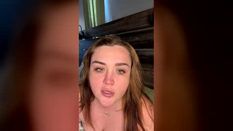 lexiicatt online show from December 15, 9:53 pm