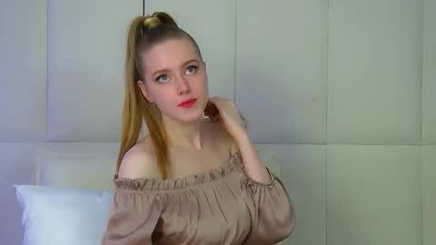 Lexi online show from November 21, 6:26 am