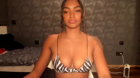 LEXY - Independent account online show from November 16, 12:01 am