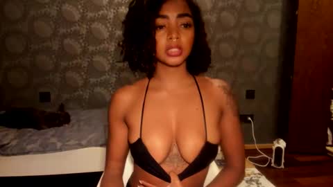 LEXY - Independent account online show from November 19, 1:05 am