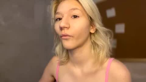 Leya online show from November 12, 11:36 pm