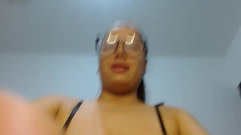 leydy_day online show from February 10, 9:40 pm