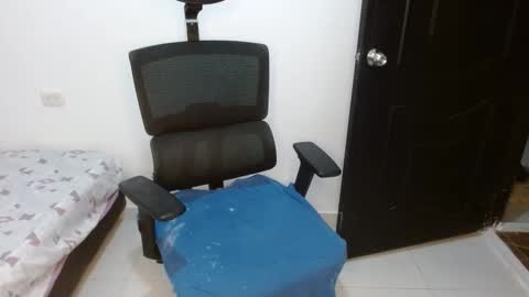 leydy_day online show from October 15, 10:56 pm