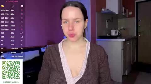 Adeline Di or just cute girl3 online show from February 3, 7:07 pm