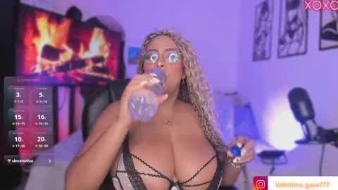 V A L  online show from March 5, 4:35 pm