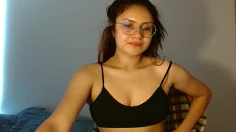 lia_miracle online show from May 29, 8:40 pm