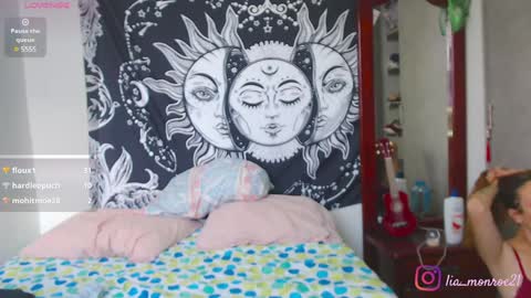 Lia Monroe online show from January 29, 4:19 pm