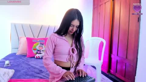 lia_morett online show from May 28, 2:09 am