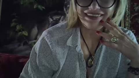 lia_raysss online show from March 29, 7:24 pm