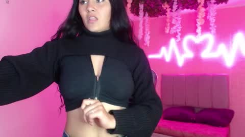 Lia online show from December 22, 3:15 pm