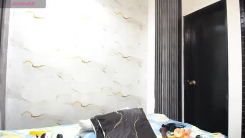 liaa_cams online show from July 2, 3:17 am