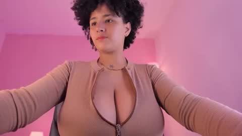 liaa moretzz online show from October 3, 3:22 am