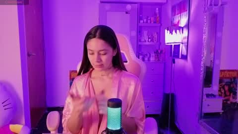 Lia Butera online show from May 3, 8:34 pm