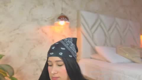 Lia Cox online show from March 6, 1:48 am