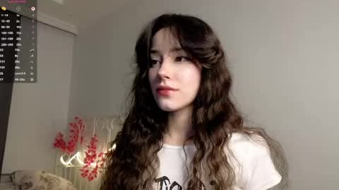 Lia  online show from April 19, 1:11 pm