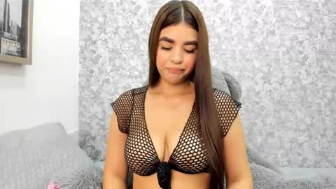 liah_evanss online show from October 16, 12:08 pm