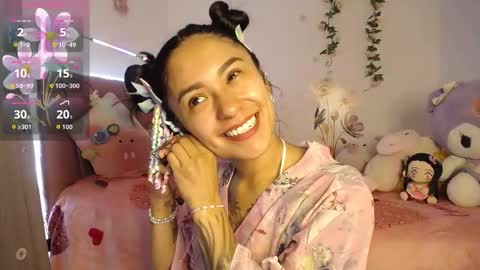 liahdiaz_ online show from March 9, 12:41 pm