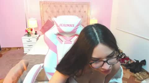 Liah online show from March 6, 2:30 am