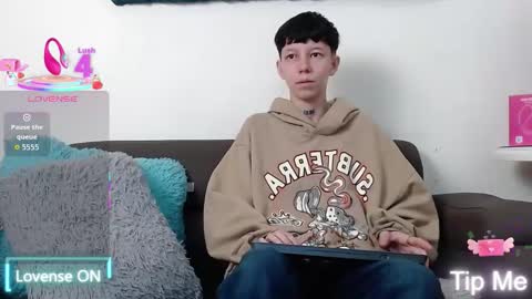 Liam  online show from January 7, 12:08 pm