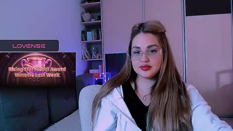 libra_mia online show from January 17, 6:37 pm