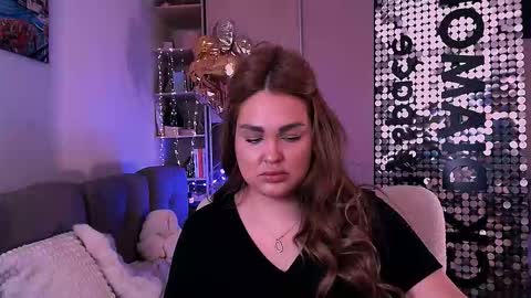 libra_mia online show from November 14, 8:47 am