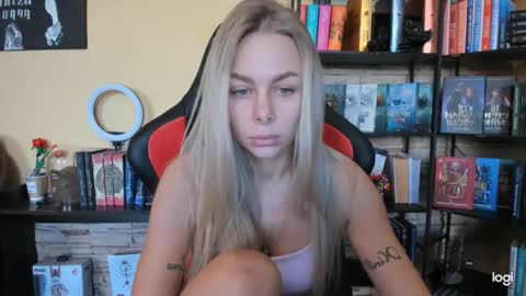 Anna online show from December 19, 12:08 pm