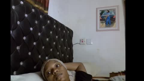 lickmefuckmex online show from December 3, 7:27 pm