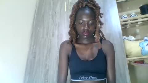 lil6041 online show from October 20, 8:50 am