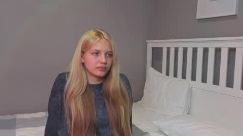 Emma online show from September 17, 10:57 am